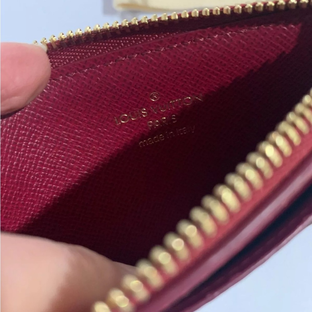 ✨EUC Louis Vuitton Zipped Coin/Card Holder✨ - Picture 8 of 9